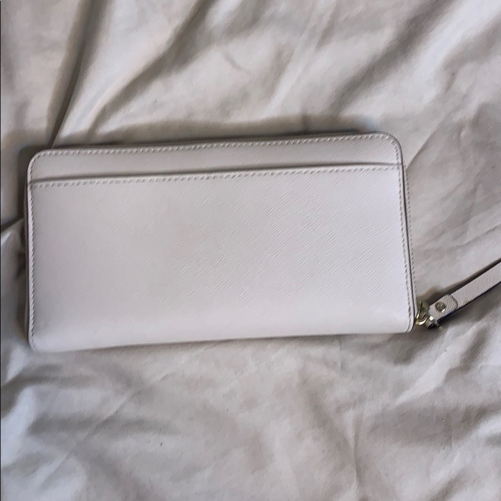 Kate Spade wallet - Picture 2 of 3